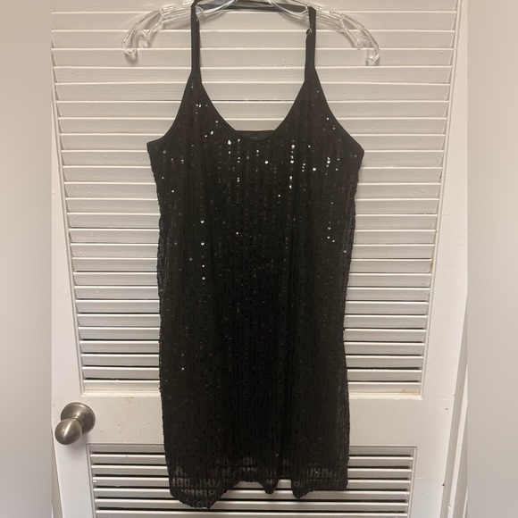 Forever 21 Plus 0x black sequin dress - Picture 1 of 4